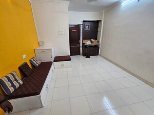 Room in 2 BHK Apartment at Sun City – for Sale