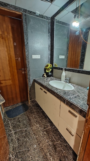 Attached Bathroom in 3.5 BHK Apartment at Marvel Cascada, Balewadi – for Rent