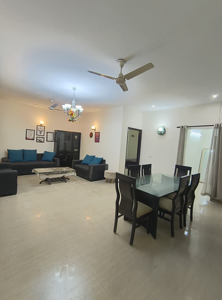 3 BHK + Extra Room Apartment For Rent in The Grand