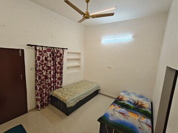 Room in  Pg at Sanjay Gandhi Puram – for Rent