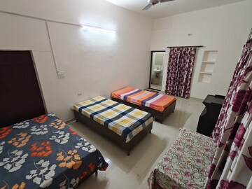 Room in  Pg at Sanjay Gandhi Puram – for Rent