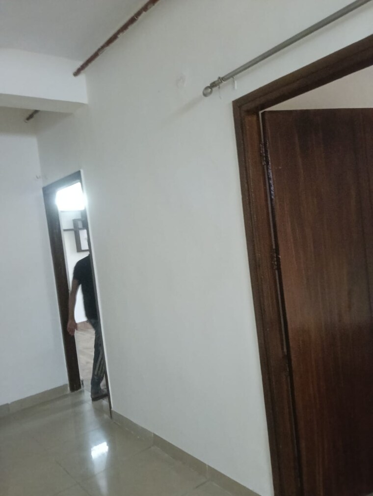 Room, zeta i greater noida 2 Bedroom 1050 Sq.Ft. Apartment In Zeta I Greater Noida Greater Noida 9572203