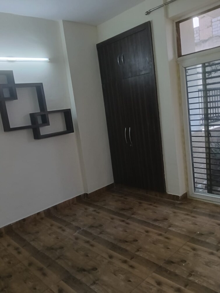 undefined, zeta i greater noida 2 Bedroom 1050 Sq.Ft. Apartment In Zeta I Greater Noida Greater Noida 9572203