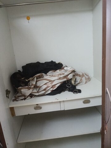 Bedroom in 2 BHK Apartment at Zeta I Greater Noida – for Rent