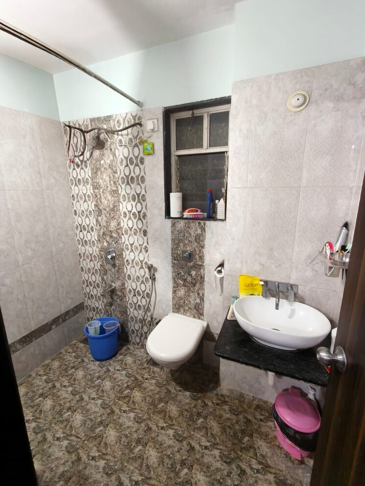 Bathroom, bramha-skycity-apartment 3 Bedroom 1160 Sq.Ft. Apartment In Dhanori Pune 9572230
