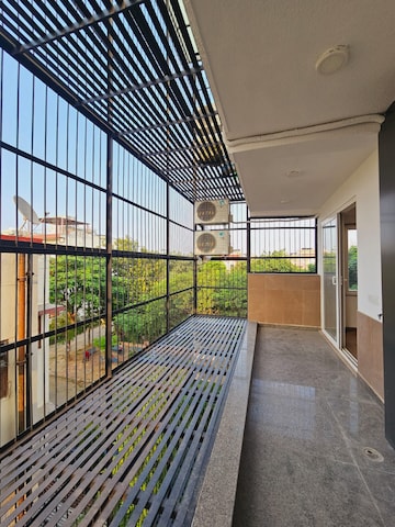 Balcony in 4 BHK Builder Floor at Vipul World Floors, Sector 48 – for Sale