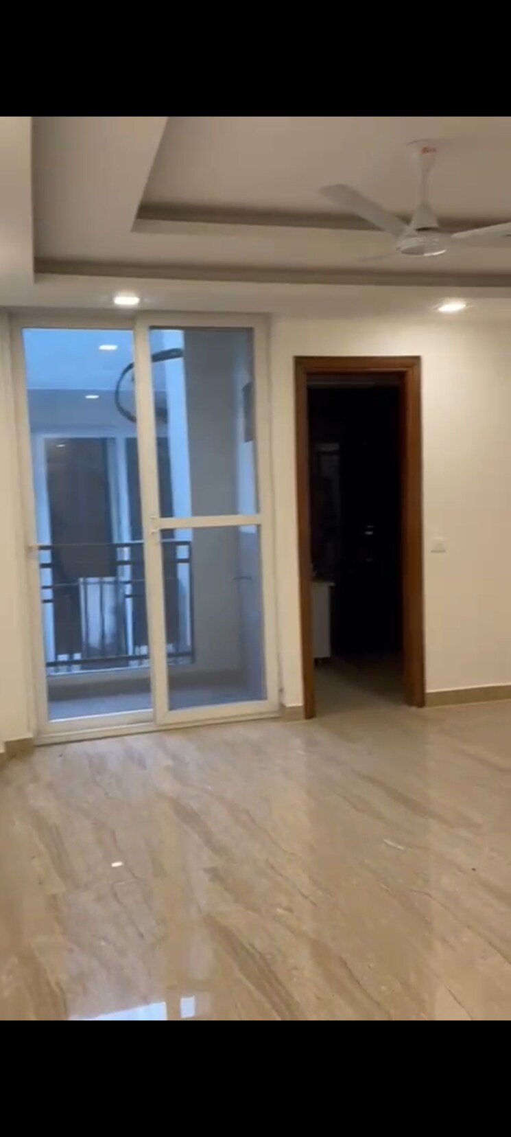 Room, bptp-district-phase-2 3 Bedroom 1350 Sq.Ft. Builder Floor In Sector 84 Faridabad 9572282