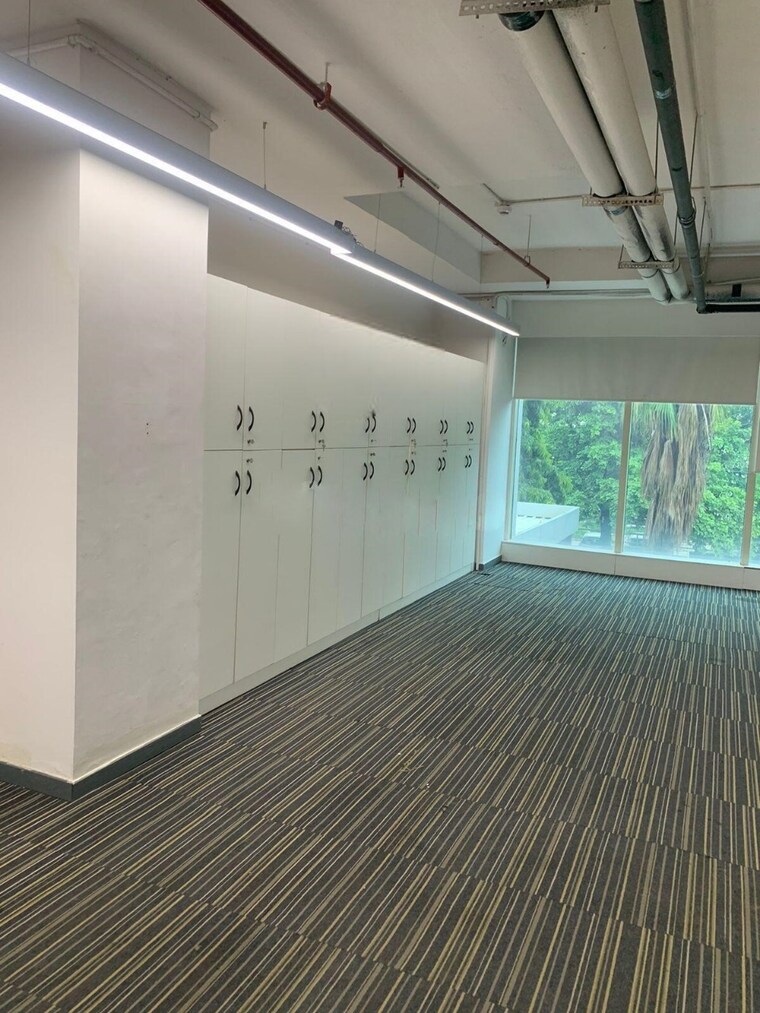 Room, aundh Commercial Office Space 5300 Sq.Ft. In Aundh Pune 9572227