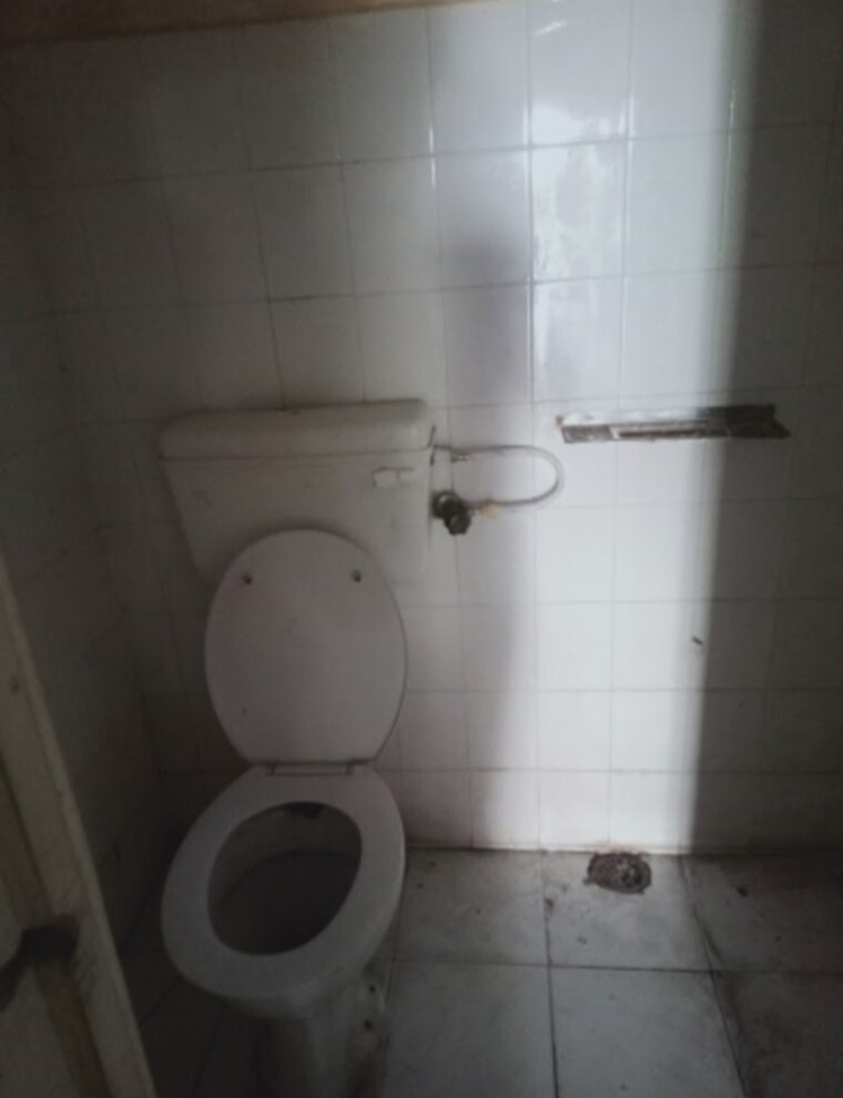 Bathroom, aliganj 2 Bedroom 2000 Sq.Ft. Independent House In Aliganj Lucknow 9572301