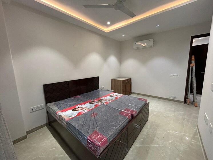 Bedroom, sector 45 3 Bedroom 1800 Sq.Ft. Builder Floor In Sector 45 Gurgaon 9572235