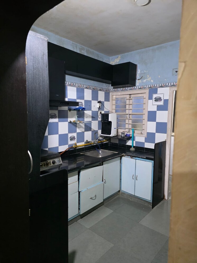 Kitchen, jodhpur 3 Bedroom 1700 Sq.Ft. Apartment In Jodhpur Ahmedabad 9572331