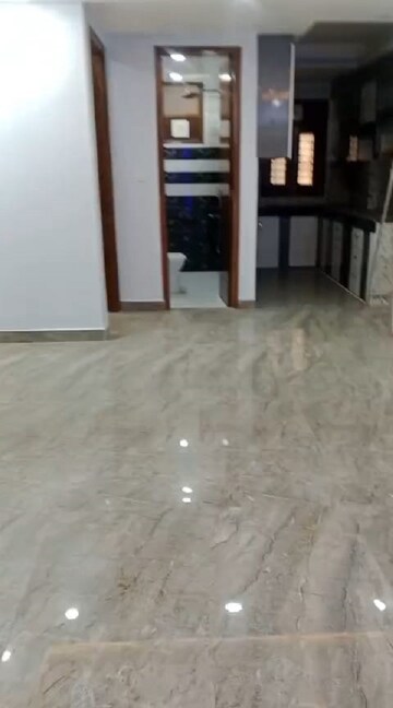 Room in 2 BHK Apartment at Vasant Kunj Enclave – for Rent