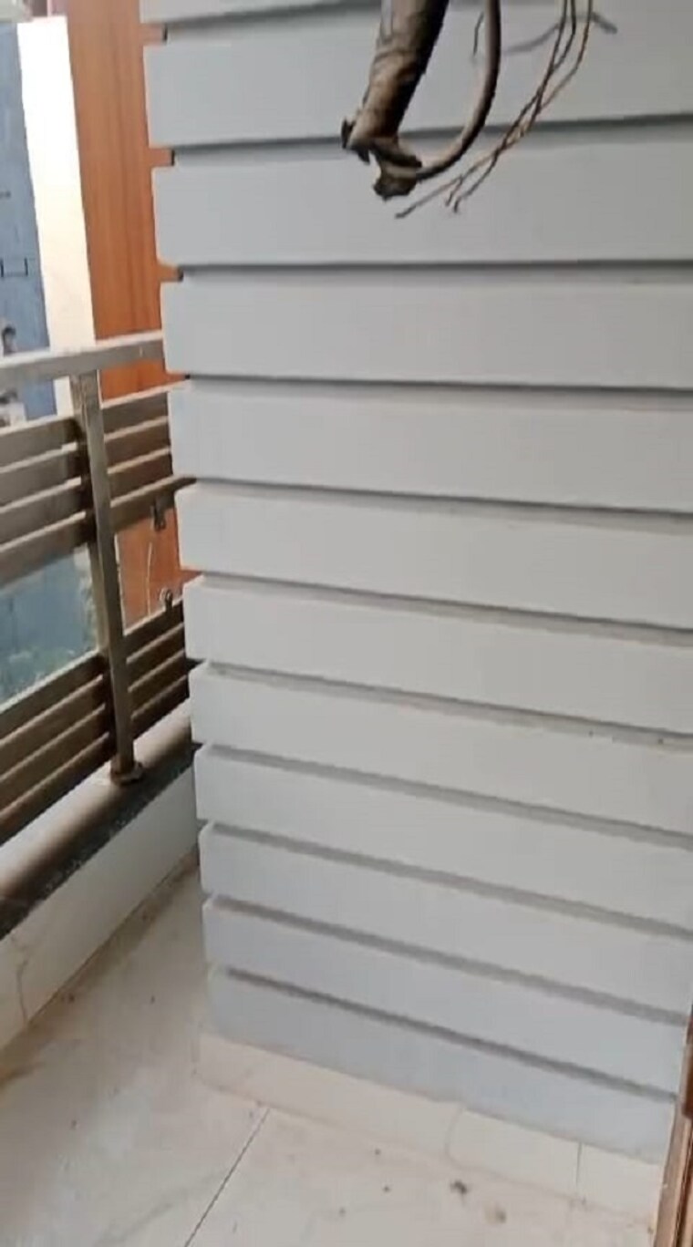 Balcony, vasant kunj enclave 2 Bedroom 124 Sq.Yd. Apartment In Vasant Kunj Enclave Delhi 9572307