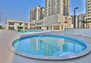 Swimming Pool in 2 BHK Apartment at Indiabulls Centrum Park, Sector 103 – for Sale