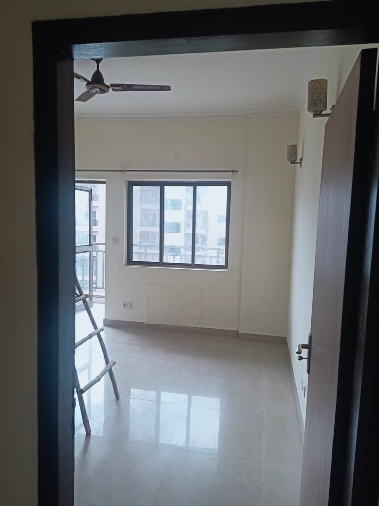 Room, ardee-city-palm-grove-heights 3.5 Bedroom 2035 Sq.Ft. Apartment In Sector 52 Gurgaon 9572340