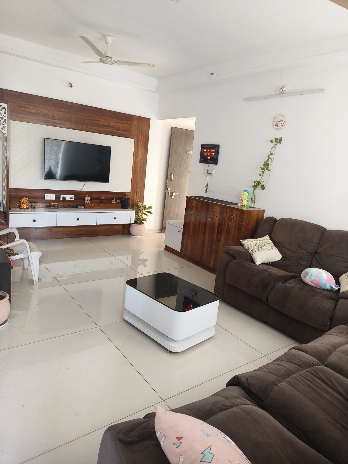 2 BHK Apartment For Rent in Kolte Patil Life Republic