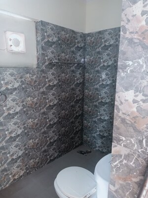 Bathroom in 3.5 BHK Apartment at Ardee City Palm Grove Heights, Sector 52 – for Rent