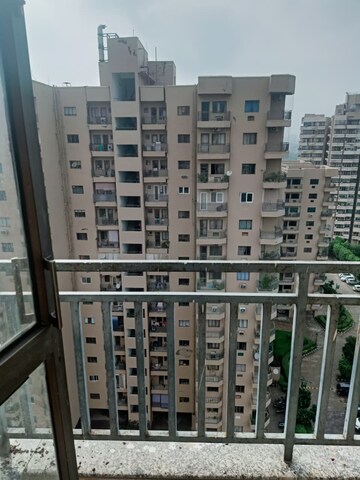3.5 BHK Apartment – Exterior View View at Ardee City Palm Grove Heights, Sector 52 - for Rent