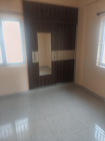 Room in 1 BHK Apartment at Sri Sai Residency Kadubeesanahalli, Kadubeesanahalli – for Rent