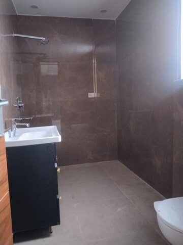 Bathroom in 4 BHK Builder Floor at Ashoka Enclave Faridabad, Sector 34 – for Sale