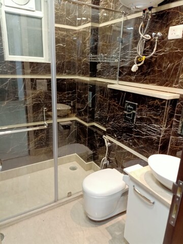 Balcony in 3 BHK Builder Floor at Safdarjung Enclave – for Rent