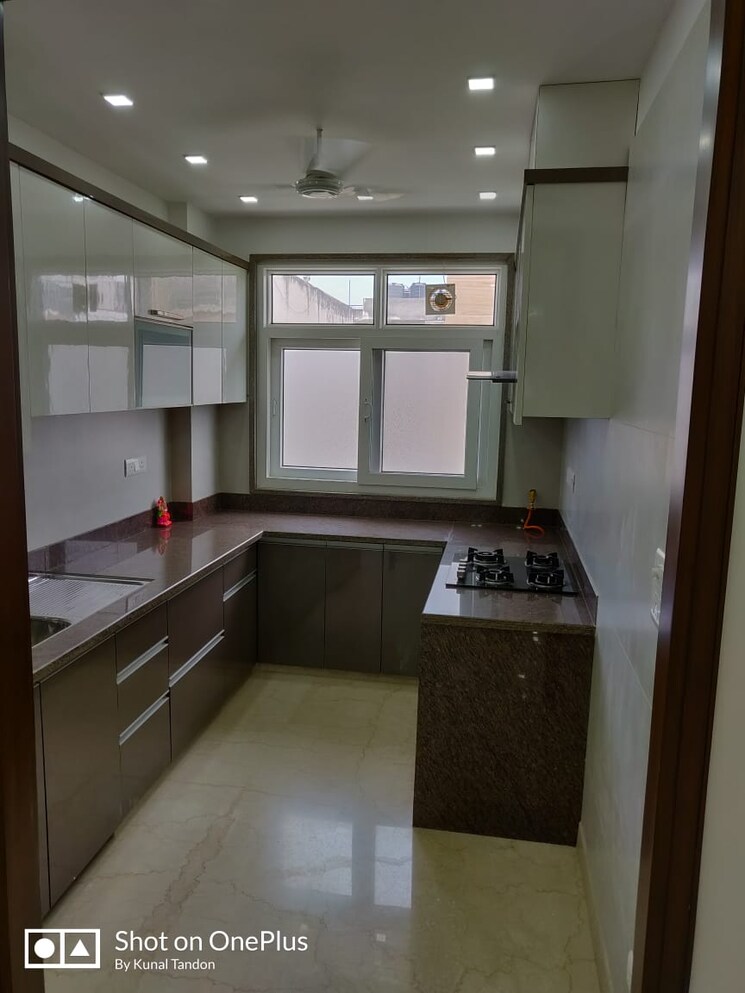 Kitchen, safdarjung enclave 3 Bedroom 1440 Sq.Ft. Builder Floor In Safdarjung Enclave Delhi 9572467