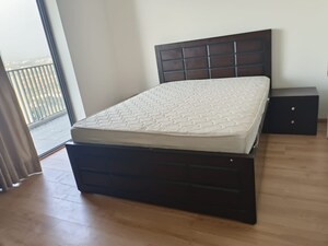 Bedroom in 3.5 BHK Apartment at Ardee City Palm Grove Heights, Sector 52 – for Rent