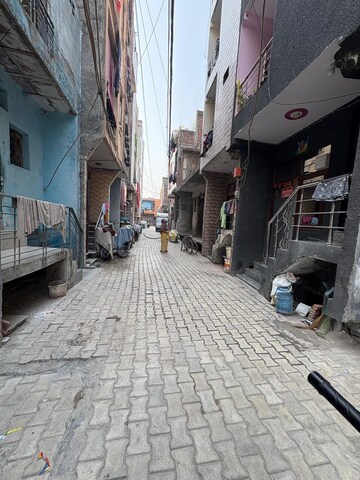  Plot – Exterior View View at Sangam Vihar - for Sale