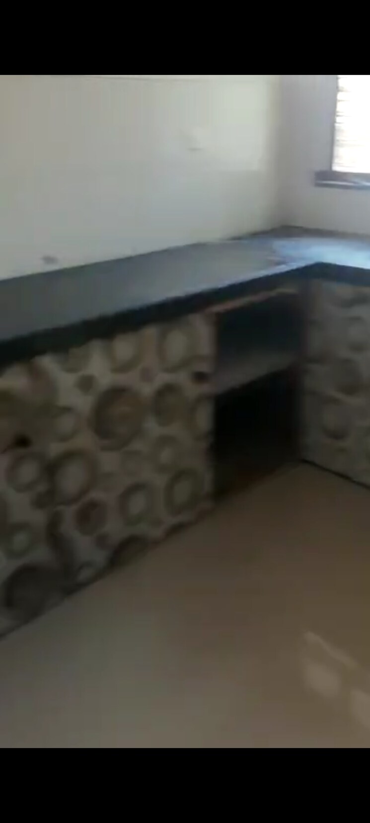  Parking, tilak nagar 1 Bedroom 400 Sq.Ft. Apartment In Tilak Nagar Mumbai 9572517