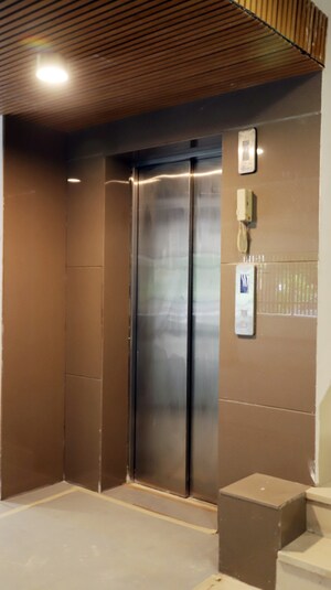 Building Lobby in 4 BHK Builder Floor at Sector 56 – for Sale