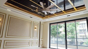 Staircase in 4 BHK Builder Floor at Sector 56 – for Sale