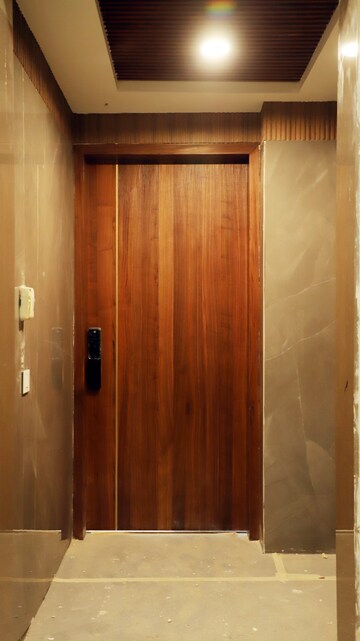 Furnished Amenities in 4 BHK Builder Floor at Sector 56 – for Sale