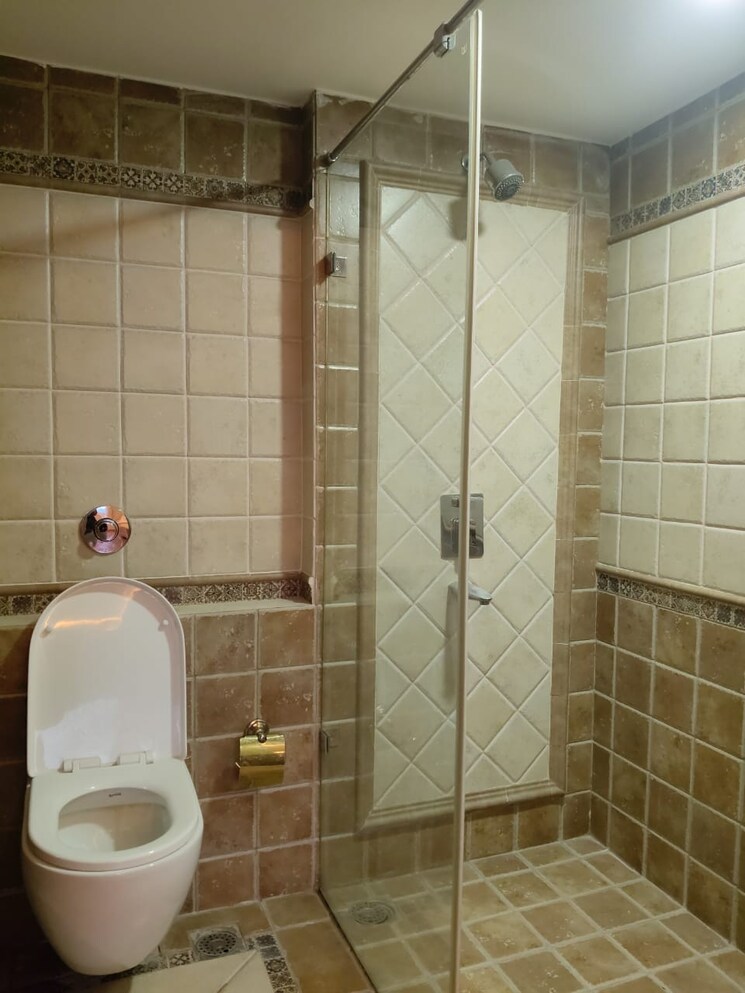 Bathroom, jayabheri-orange-county 3 Bedroom 3305 Sq.Ft. Apartment In Gachibowli Hyderabad 9572637