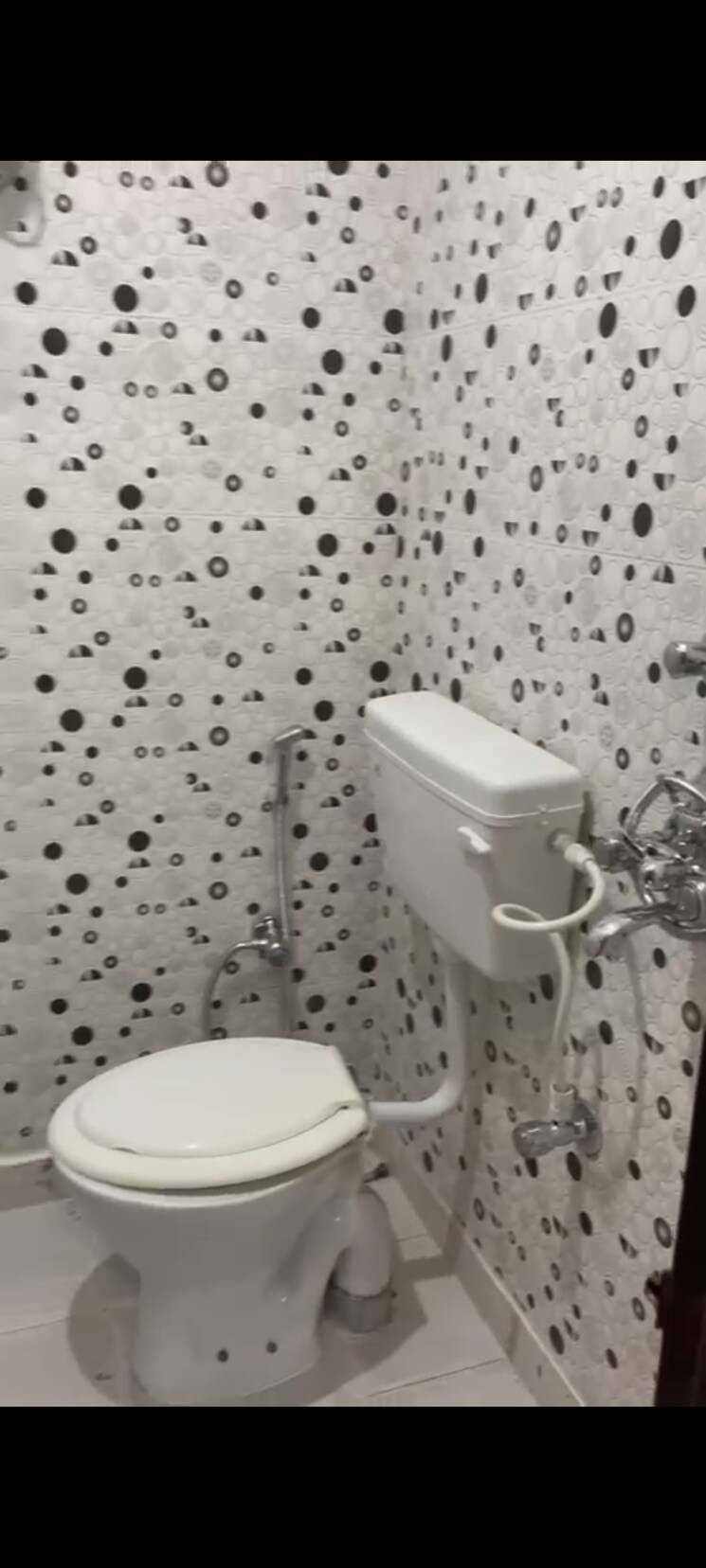 Bathroom, the-vegas 1 RK 450 Sq.Ft. Apartment In Sector 16b Dwarka Delhi 9572534