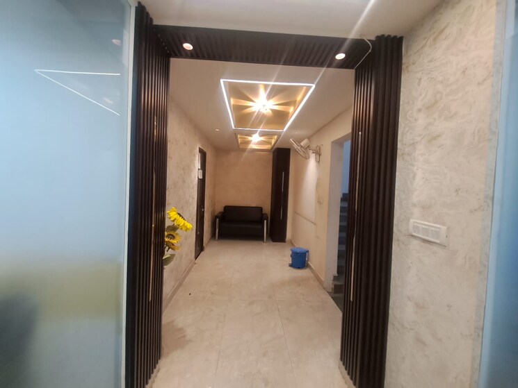 undefined, sector 63 Commercial Office Space 300 Sq.Ft. In Sector 63 Noida 9572610