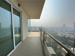 Balcony in 3 BHK Builder Floor at Signature Global Daxin Vistas, Bhondsi – for Sale