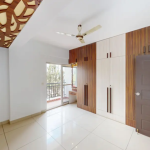 Room in 2 BHK Apartment at Candeur Rise, Varthur – for Sale