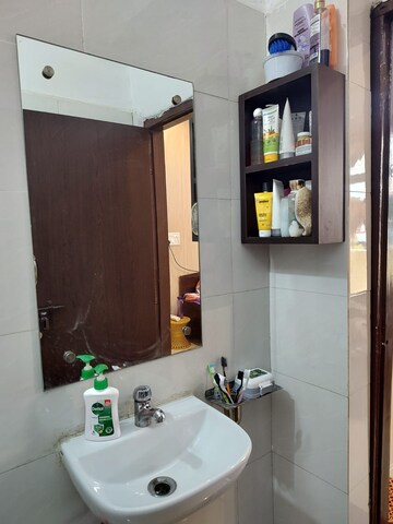 Bathroom in 1.5 BHK Builder Floor at DLF Atria, Dlf Phase ii – for Rent