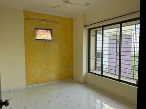 Room in 3 BHK Apartment at Kshitij CHS Sanpada, Sanpada – for Rent