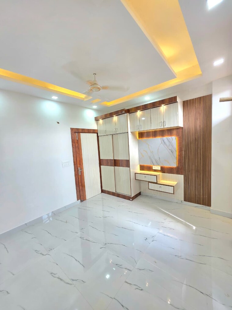 Bedroom, sector 16b greater noida 2 Bedroom 750 Sq.Ft. Builder Floor In Sector 16b Greater Noida Greater Noida 9572885