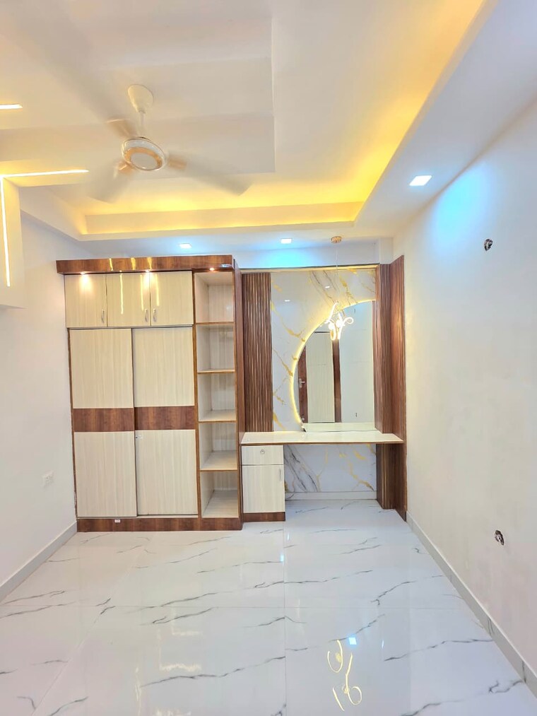 Room, sector 16b greater noida 2 Bedroom 750 Sq.Ft. Builder Floor In Sector 16b Greater Noida Greater Noida 9572885