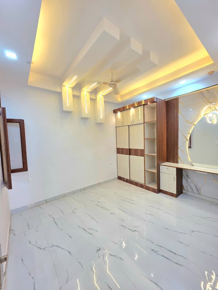 Room, sector 16b greater noida 2 Bedroom 750 Sq.Ft. Builder Floor In Sector 16b Greater Noida Greater Noida 9572885