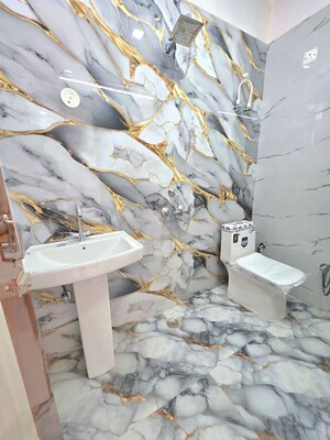 Attached Bathroom in 2 BHK Builder Floor at Sector 16b Greater Noida – for Sale