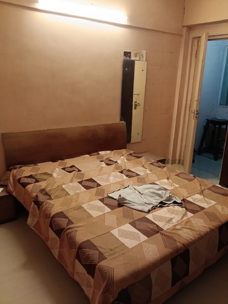 Bedroom, bandra west 2 Bedroom 700 Sq.Ft. Apartment In Bandra West Mumbai 9572908