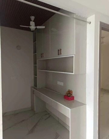 Kitchen in 2.5 BHK Builder Floor at Smart World Gems, Sector 89 – for Sale