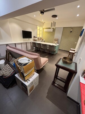 Team Area in  Shop at Khar West – for Rent