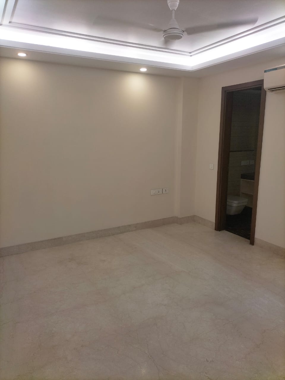 2 BHK Apartment For Rent in Hemkunt Colony