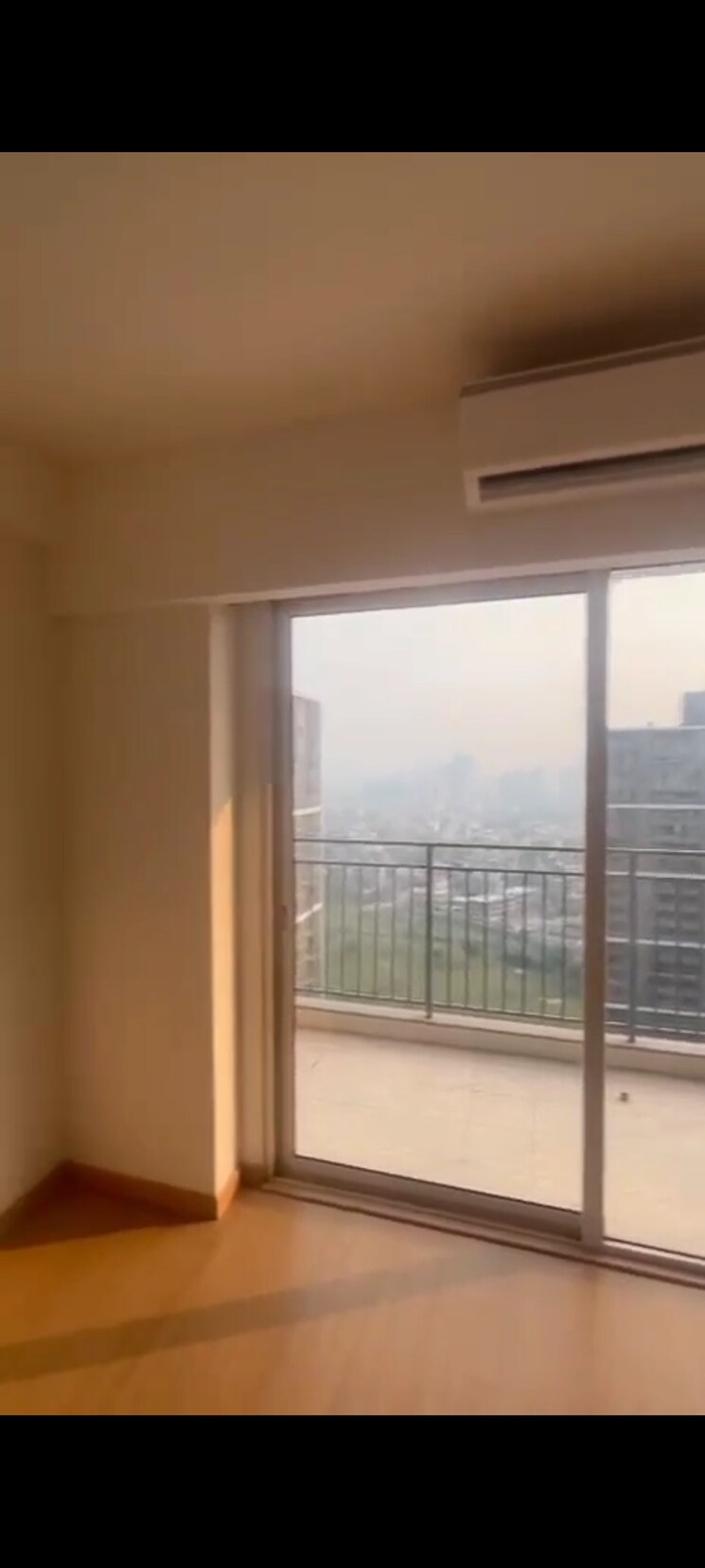 Room, wave-amore 4 Bedroom 3177 Sq.Ft. Apartment In Sector 32 Noida 9573006