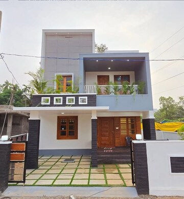 2 BHK Villa For Sale in Pathiripala
