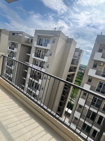 2 BHK Apartment For Sale in Artique Uptown Skylla, International Airport Road